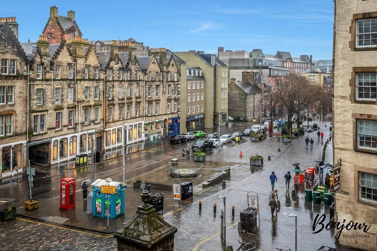Cosy Grassmarket 2Br-1Ba - Newly Decorated! By Bonjour Residences Edinburgh Apartment