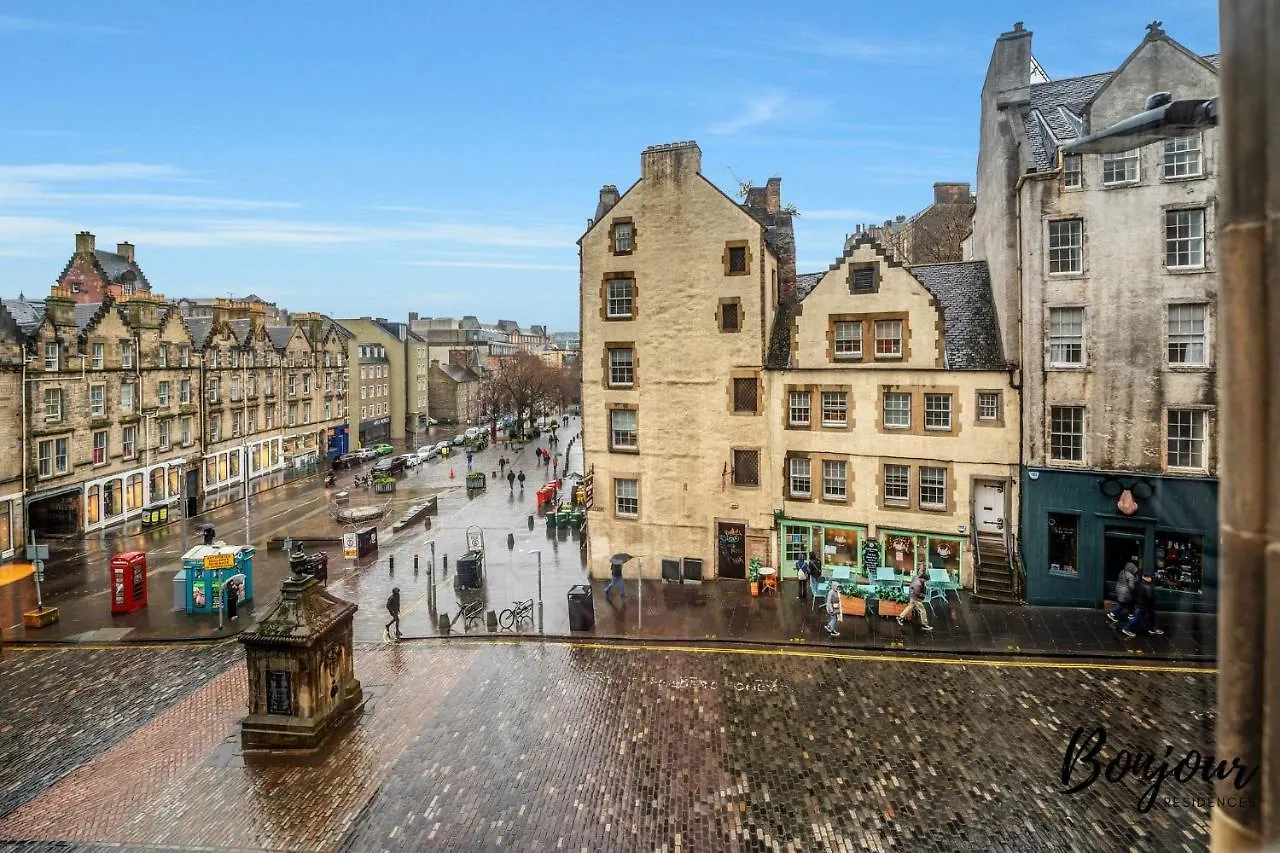 Apartment Cosy Grassmarket 2Br-1Ba - Newly Decorated! By Bonjour Residences Edinburgh